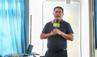 乡村爱情贾秘书扮演者 乡村爱情杨总扮演者