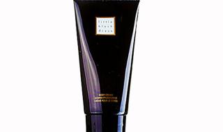 请问香体乳怎么用啊 雅芳小黑裙香体乳